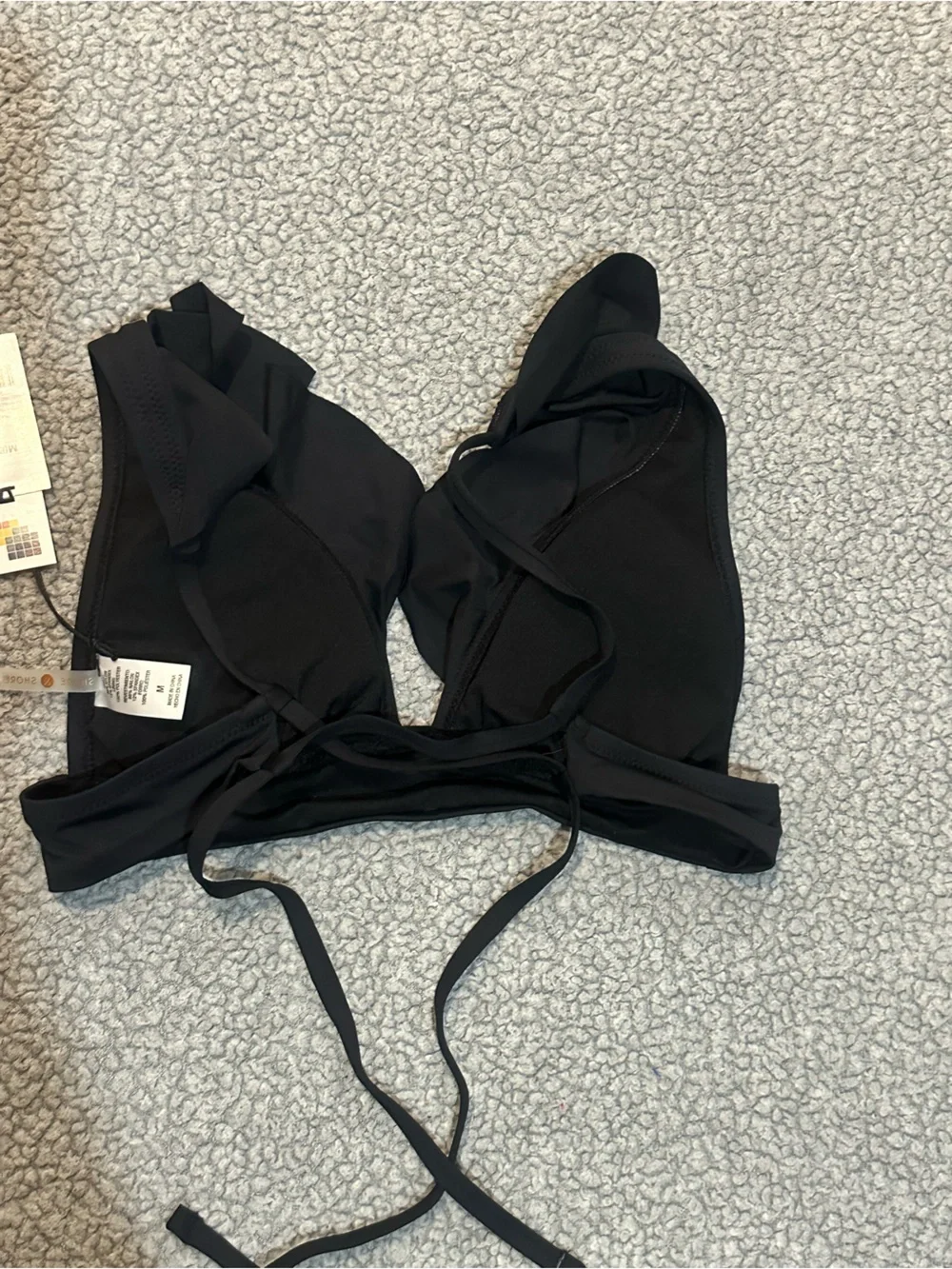 Shade & Shore Black Ruffle Bikini Top Size M‎ NWT